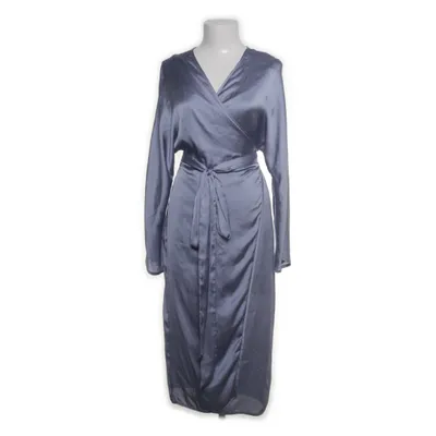 Robe portefeuille (Bleu) de Hannalicious x NA-KD