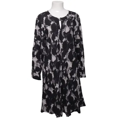 Kjole (Sort, Grå, Sølv) fra Masai Viscose