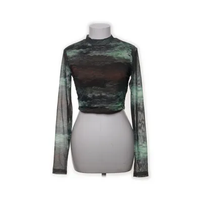 Crop Top (Grün, Braun, Schwarz) von Noisy May Recyceltes Polyester