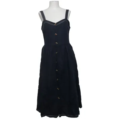 Robe (Bleu) de Résumé