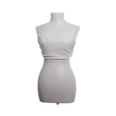Crop top (Vit) från Hanna Schönberg x NA-KD