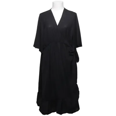 Wrap dress (Black) from Heartbeats Polyester