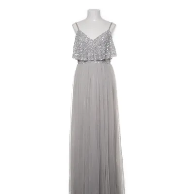 Aftonklänning (Grå) från Maya Deluxe Polyester