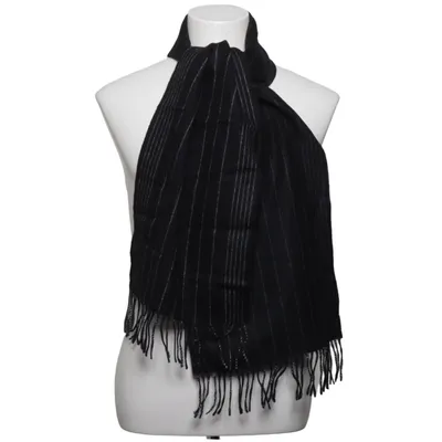 Scarf (Black) from Atlas Design Wool