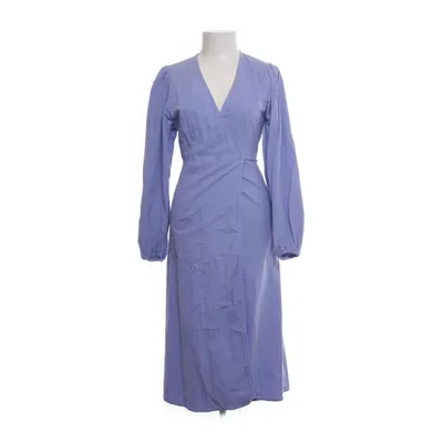 Omlottklänning (Lila) från Edited Ekologisk bomull