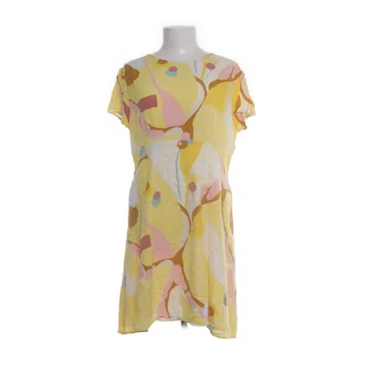 Klänning (Gul, Flerfärgad) från Nümph Polyester, Viskos