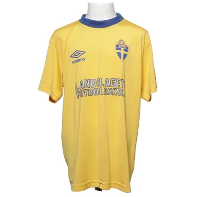 Football jersey (Yellow, Blue) from Umbro Polyester