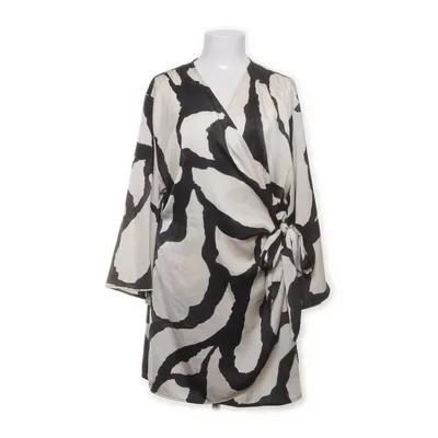 Omlottklänning (Svart, Vit, Flerfärgad) från H&M Polyester