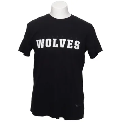 T-shirt (Schwarz) von Raised by Wolves Baumwolle