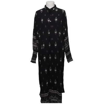 Robe chemise (Noir, Blanc) de Marta Viscose