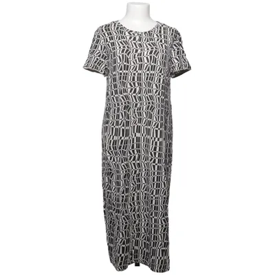 Robe (Noir, Blanc) de Aware by Vero Moda