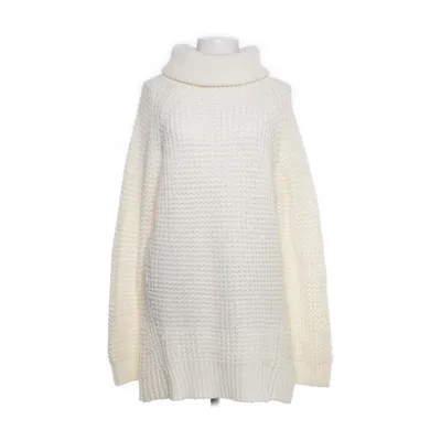 Turtleneck (White) from 2-Bizzy Acrylic