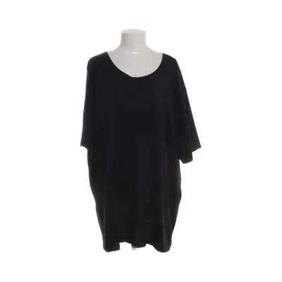 T-shirt (Black) from Cellbes