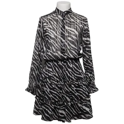 Robe (Noir, Blanc) de Veronica Virta
