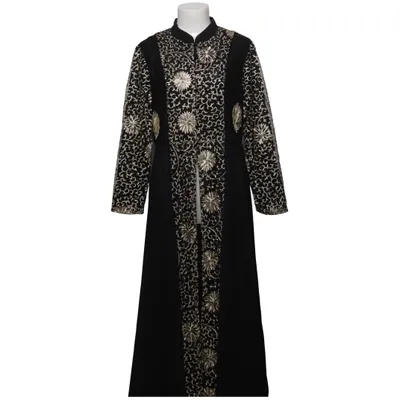Kaftan (Black, Gold) from Tendency