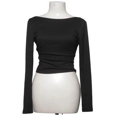 Top (Black) from Petite