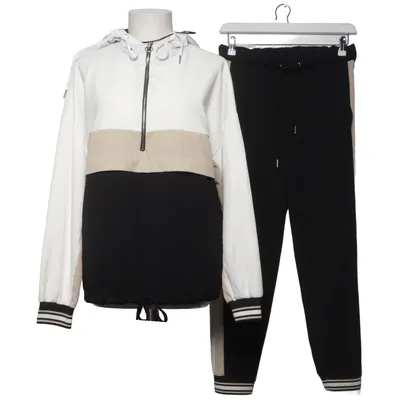 Sports kit (Black, White, Beige) from Pure Instinct Elastane, Polyester
