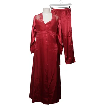 Set (Red) from Bondy Polyester