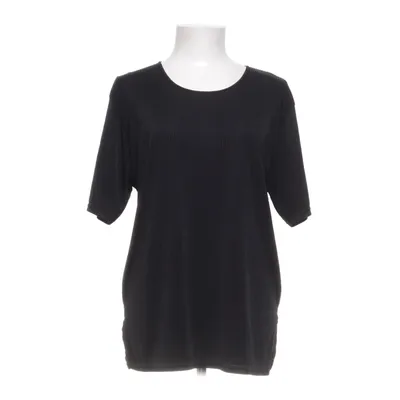 T-shirt (Svart) från Lipo Lipo