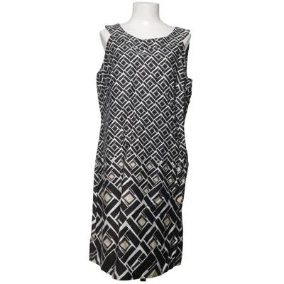 Jurk (Zwart, Wit, Beige) van Qiero Katoen, Elastaan
