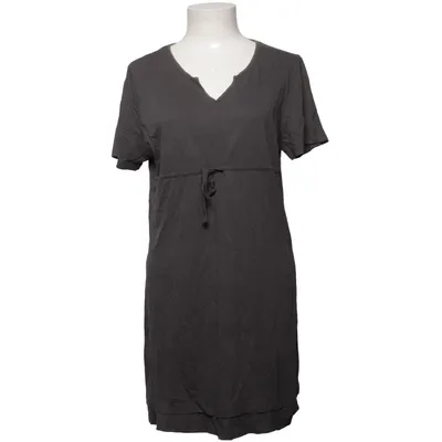 Dress (Gray) from Dissimio