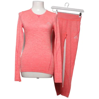 Base layer (Red) from BLWR Polyamide, Polyester