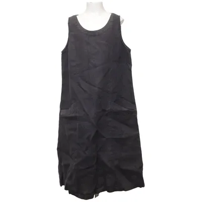 Dress (Black) from Pounou