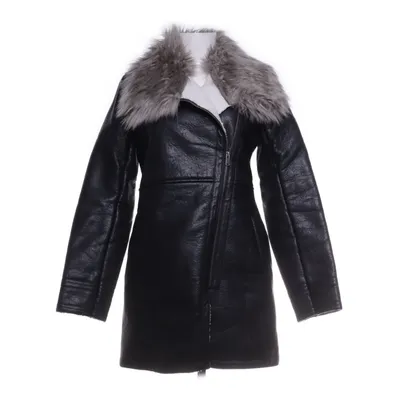 Vinterkappa (Svart) från First and I Polyuretan