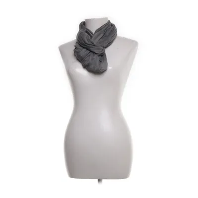 Shawl (Gray) from René Lezard