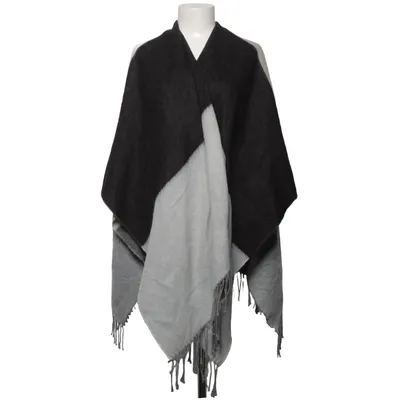 Poncho (Gray) from Nevada