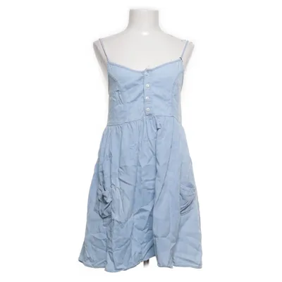 Robe en jean (Bleu) de Topshop Moto