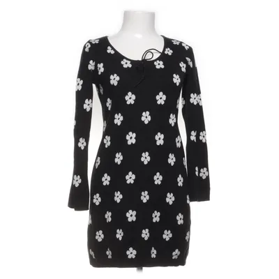 Robe (Noir, Blanc) de Jumper Fabriken