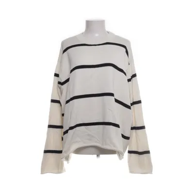 Sweater (White, Black) from Jan n June
