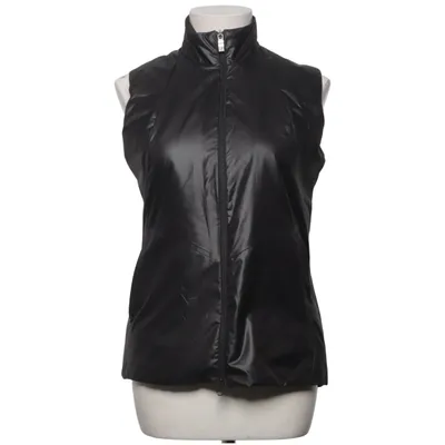 Outer vest (Black) from Peak Performance Polyester