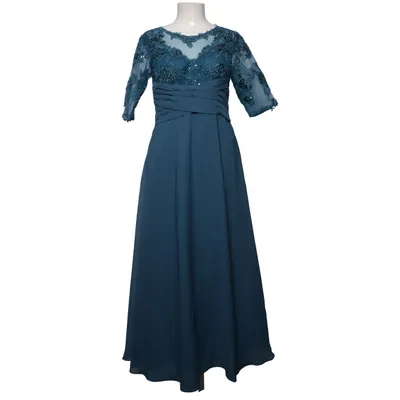 Robe de soirée (Wedding Dress) de Wedding Dress Surumiel