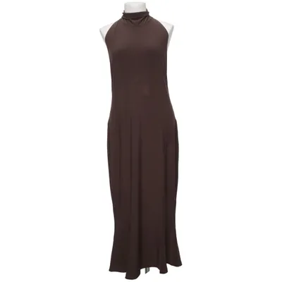 Robe dos-nu (Marron) de Norma Kamali