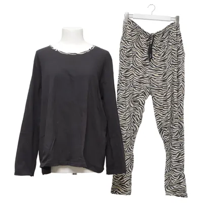 Set (Schwarz, Weiß, Beige) von Trofé Baumwolle