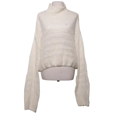 Sweater (White) from M-KAE Acrylic