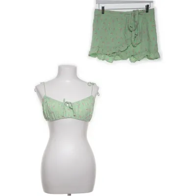 Sæt (Low Waist Flounce Skirt) fra NLY Trend Viscose