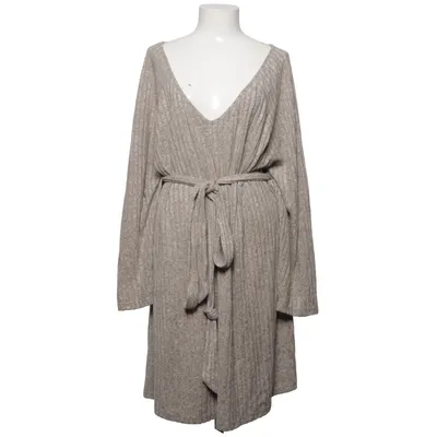 Klänning (FIT+) från Shein Elastan, Polyester, Viskos