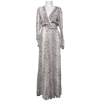 Omlottklänning (Beige, Svart, Vit) från RAVN Kupro, Viskos