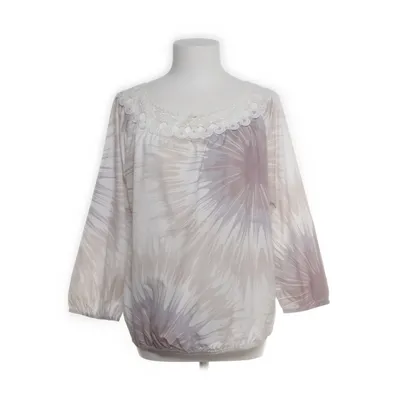 Blouse (Blanc, Gris, Beige) de Laura Kent