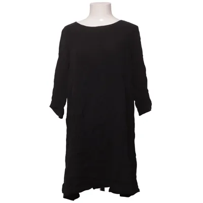 Robe (Noir) de Kokoon