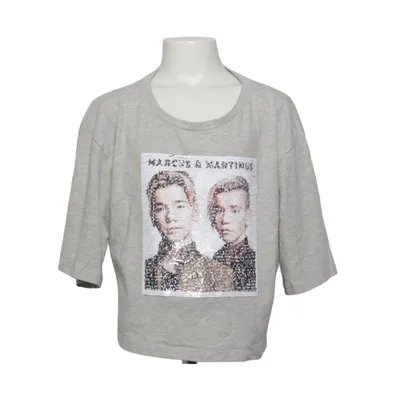 T-shirt (Grå) fra Marcus & Martinus x H&M Polyester, Bomuld
