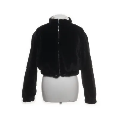 Vinterjacka (Svart, Vit) från Fashion Nova