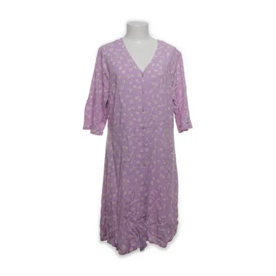 Robe (retro / 80-tal / 90-tal / a-linje / vintage / LA girl) de ONLY Carmakoma Viscose