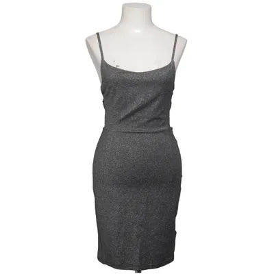 Cocktailkleid (Grau) von Model Behaviour Elasthan, Metallfaser, Viskose