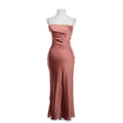 Robe de soirée (Rose) de Love Triangle