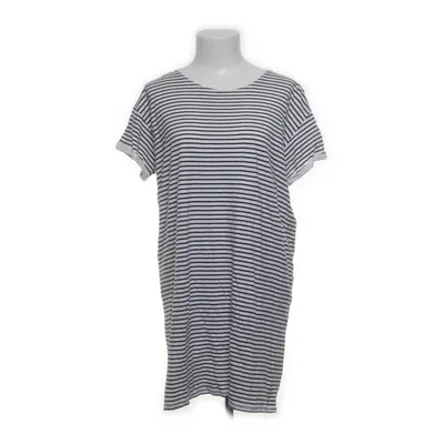 Klänning (Svart, Vit) från Supré