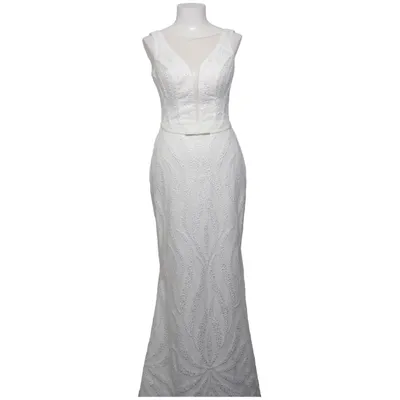 Wedding dress (White) from Kayla